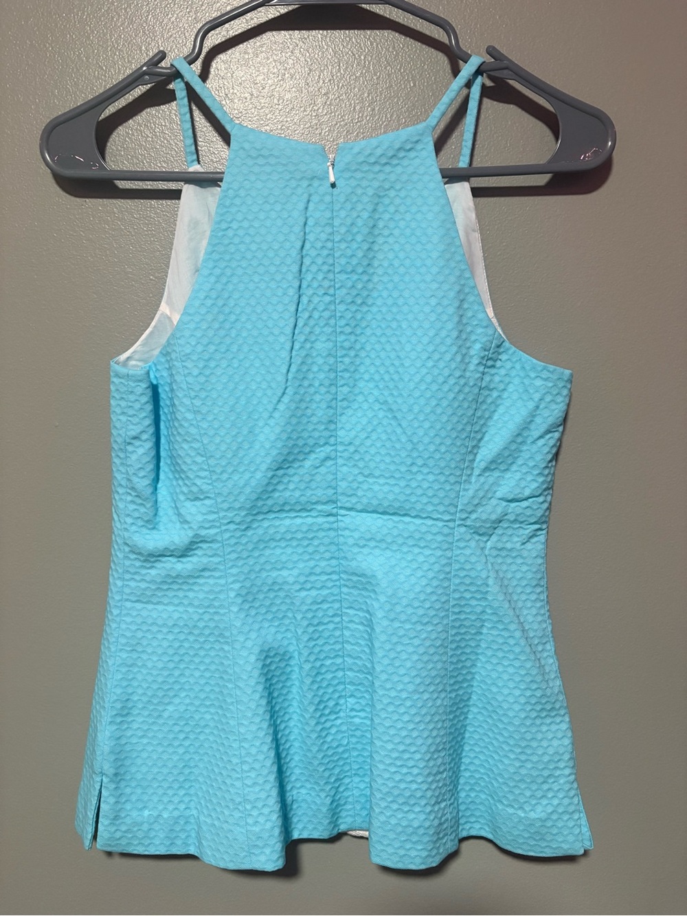 Lilly Pulitzer Aqua Textured Embroidered Sleeveless Top Size 0 - Picture 2 of 3
